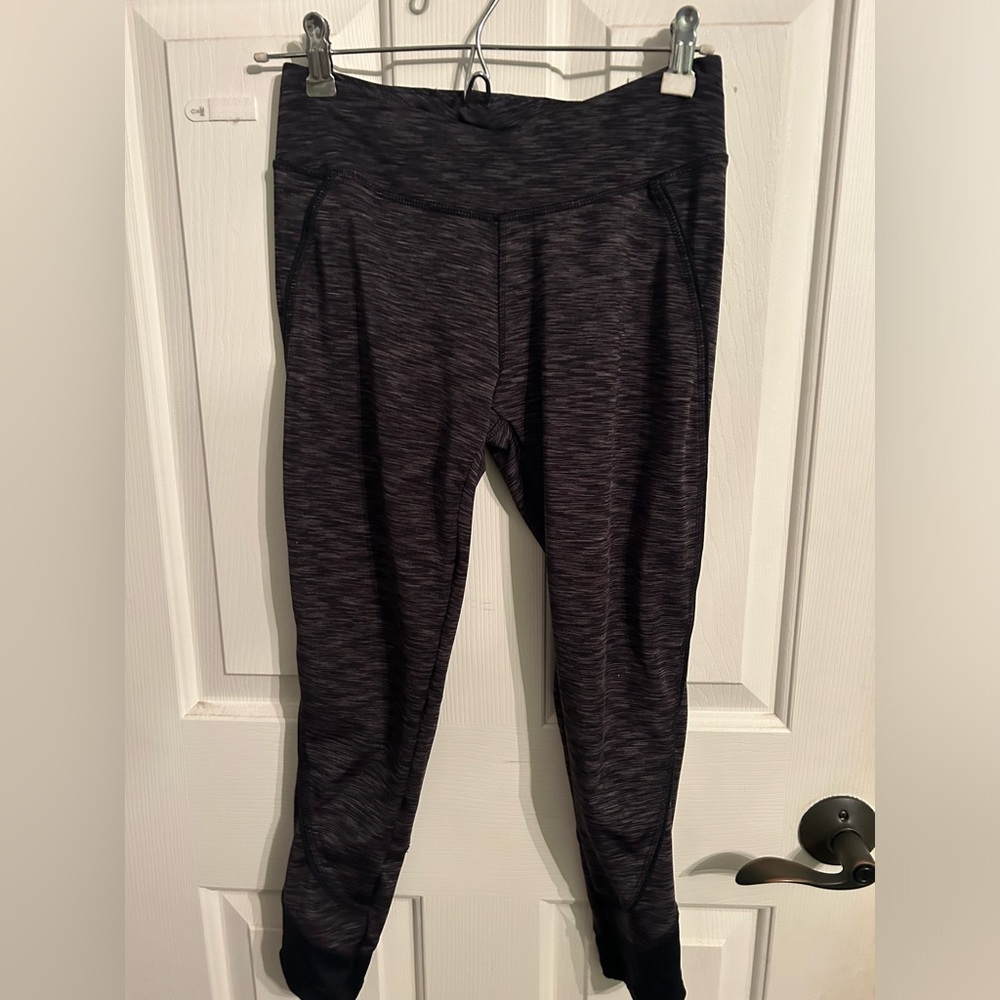 Avia black active wear leggings size extra small